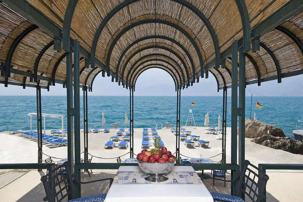 Divan Antalya Talya Otel