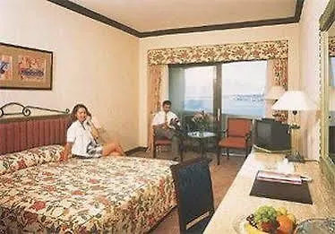 Divan Antalya Talya Hotell 5*,
